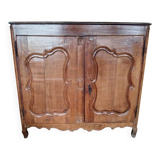 Antique buffet with 2 doors