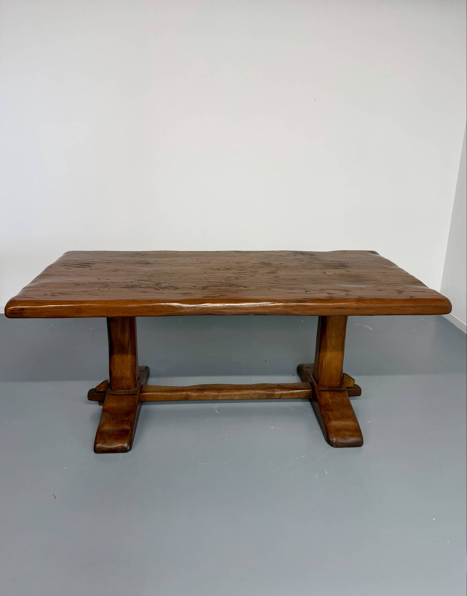 Monastery farmhouse table in thick solid oak, vintage 1960s.