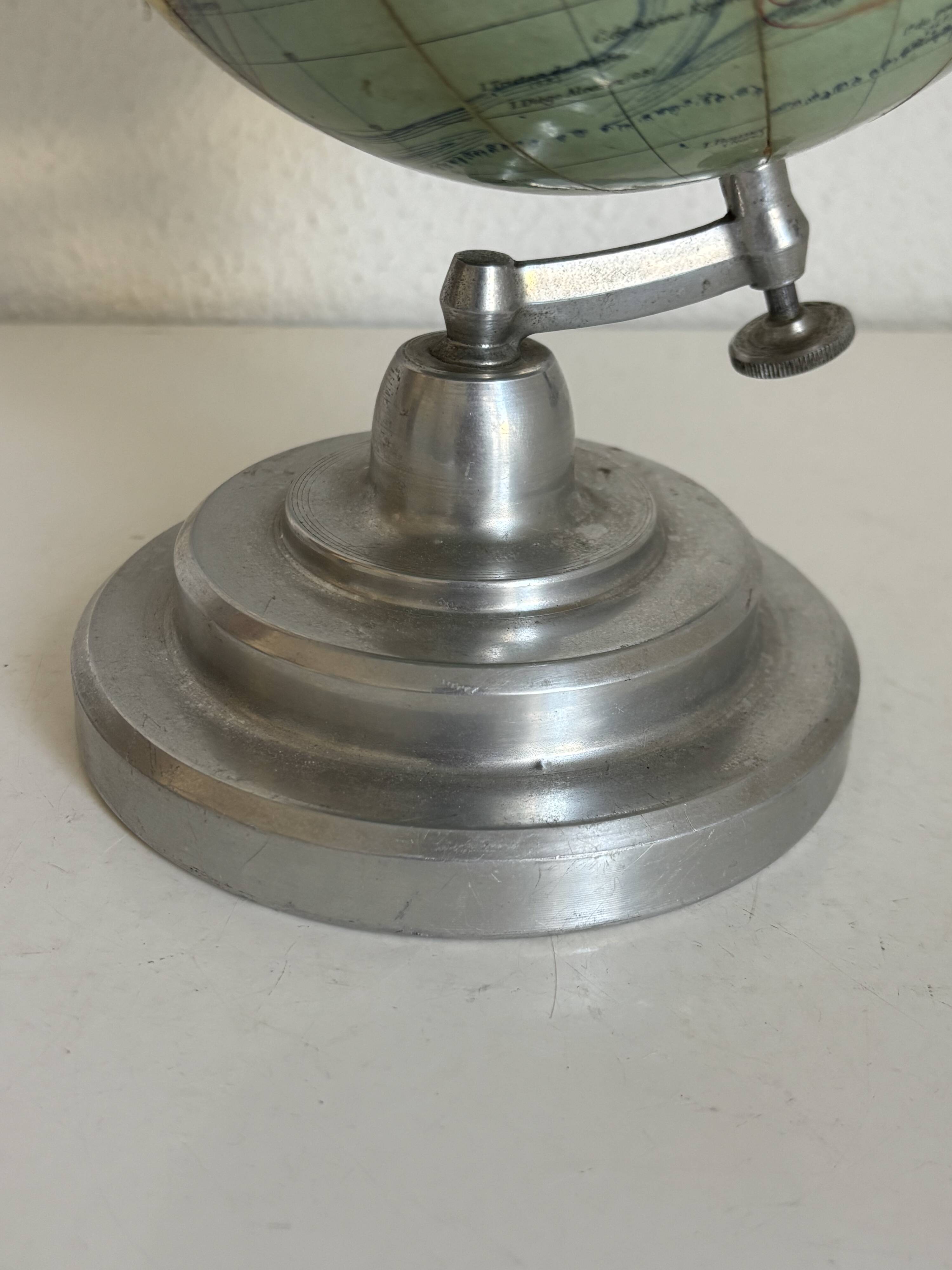 Vintage 1950 terrestrial globe by Girard Barrère Forest Thomas - 26 cm