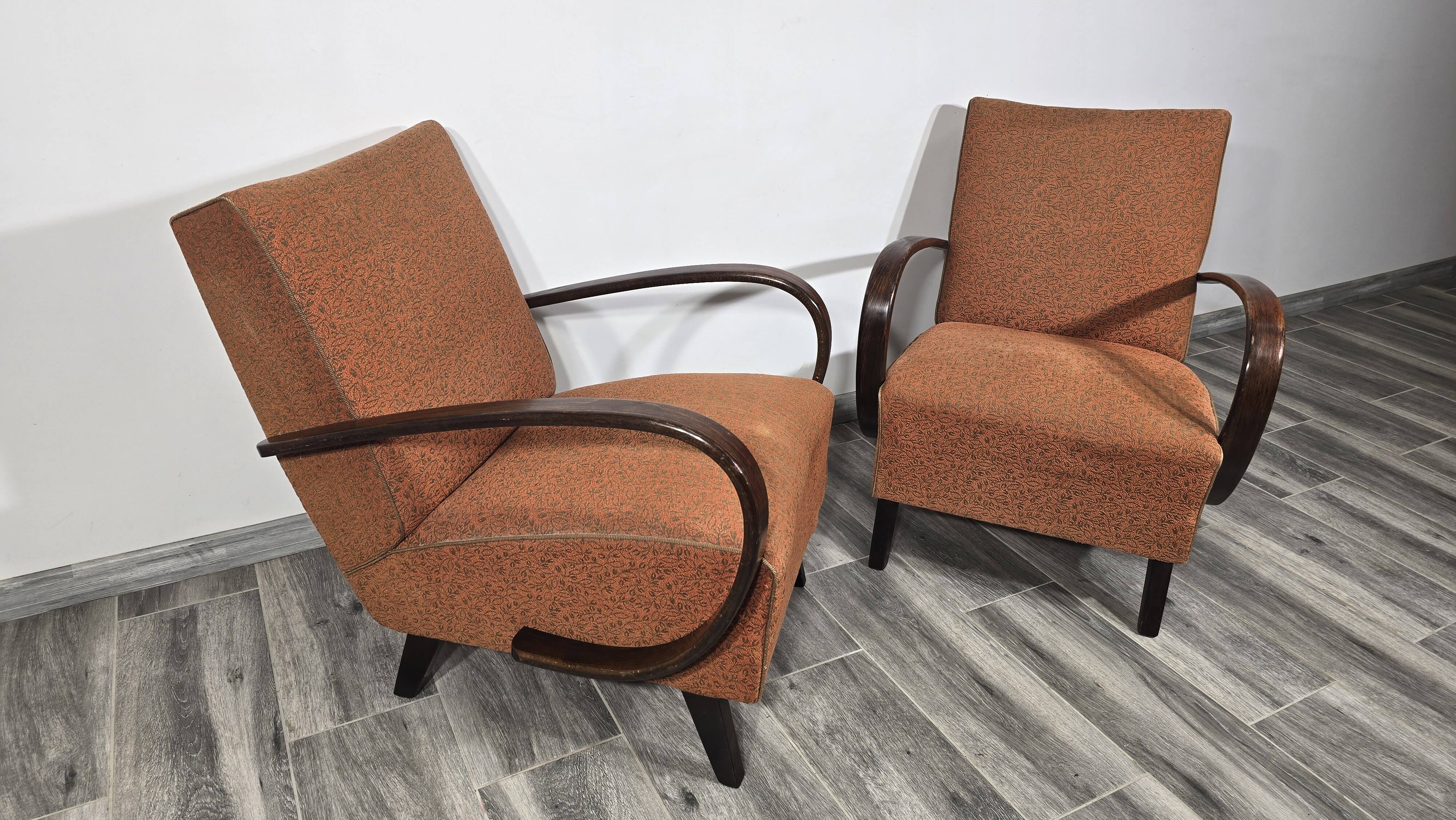 Vintage Armchairs from Jindrich Halabala, 1940s, Set of 2