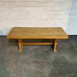 Monastery-style table