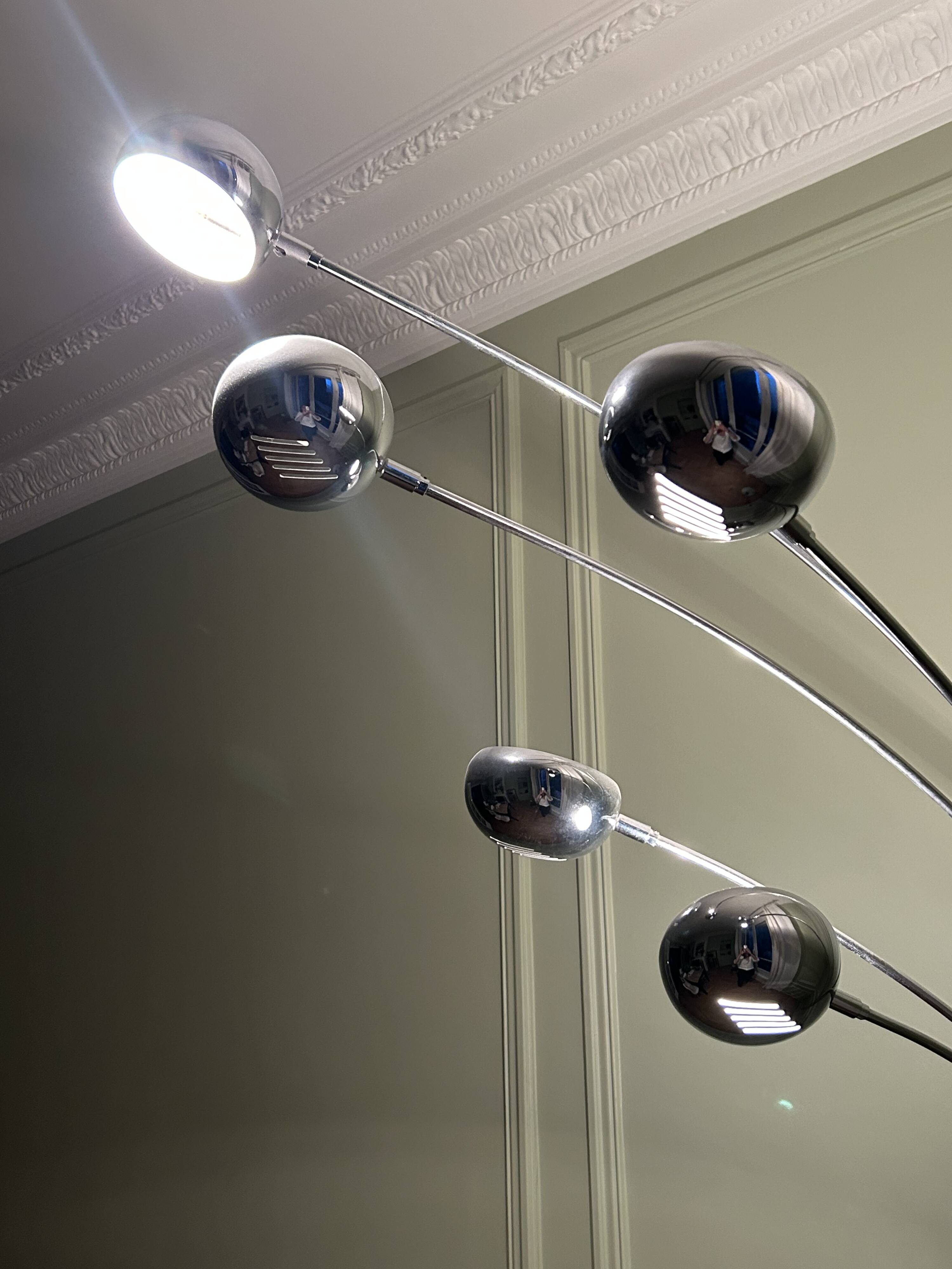 Arc floor lamp