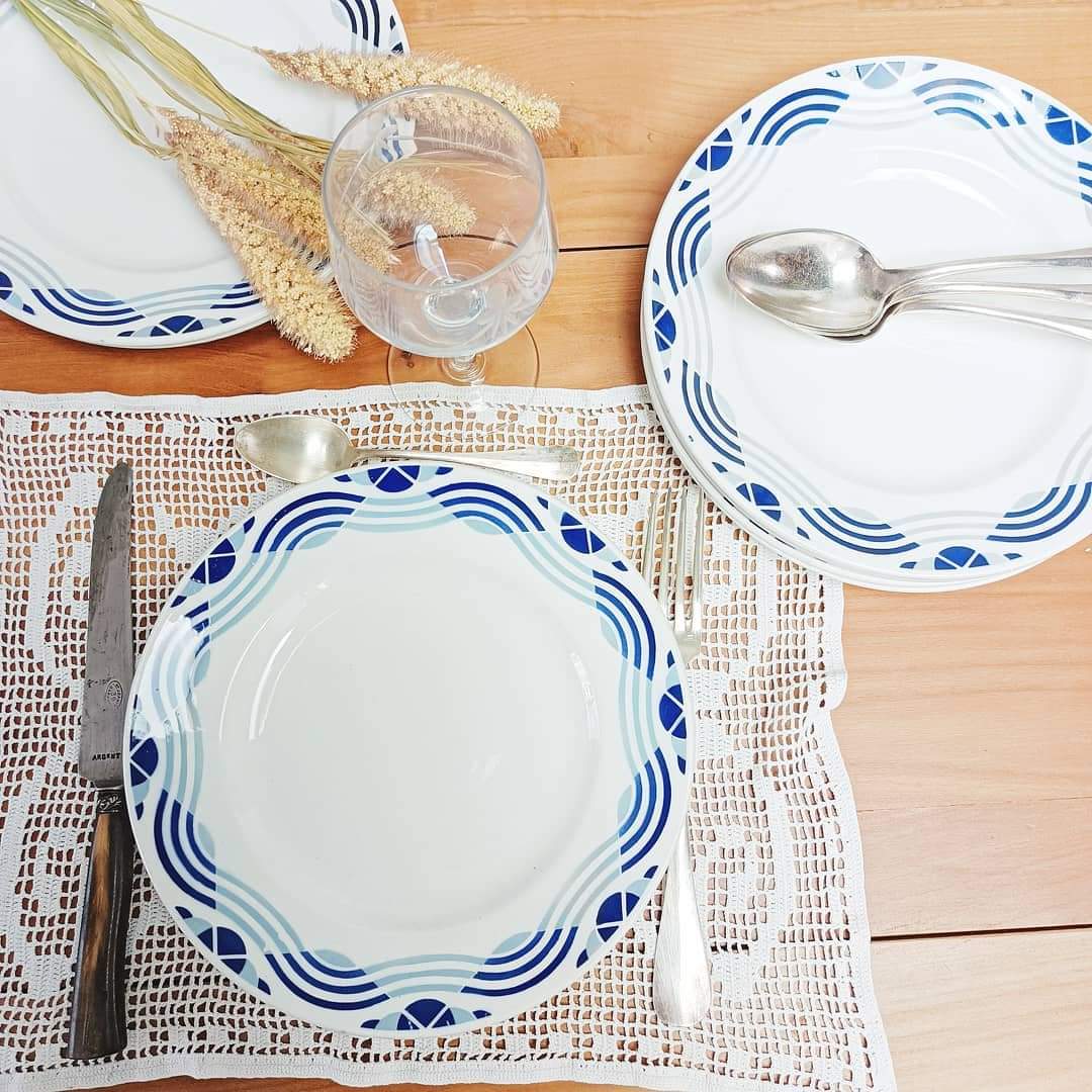 Set of 7 flat plates Moulin des Loups Serpentin