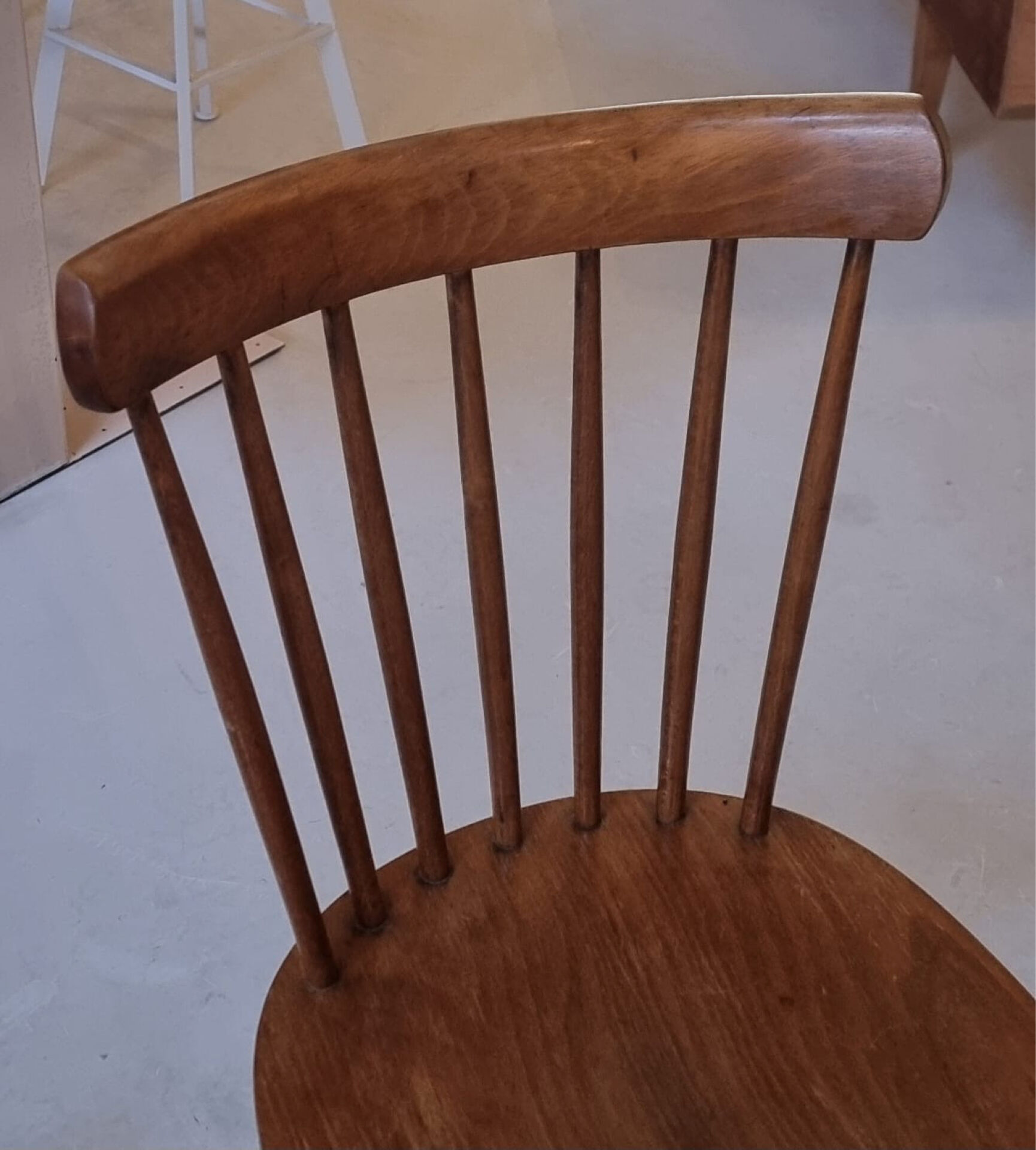Chaises du milieu du siècle