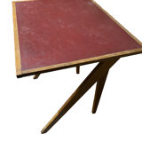 Scandinavian desk school desk
