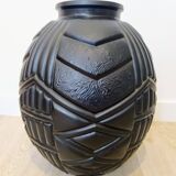 Art Deco Vase in Purple Pressed Molded Glass in the style of Pierre d'Avesn