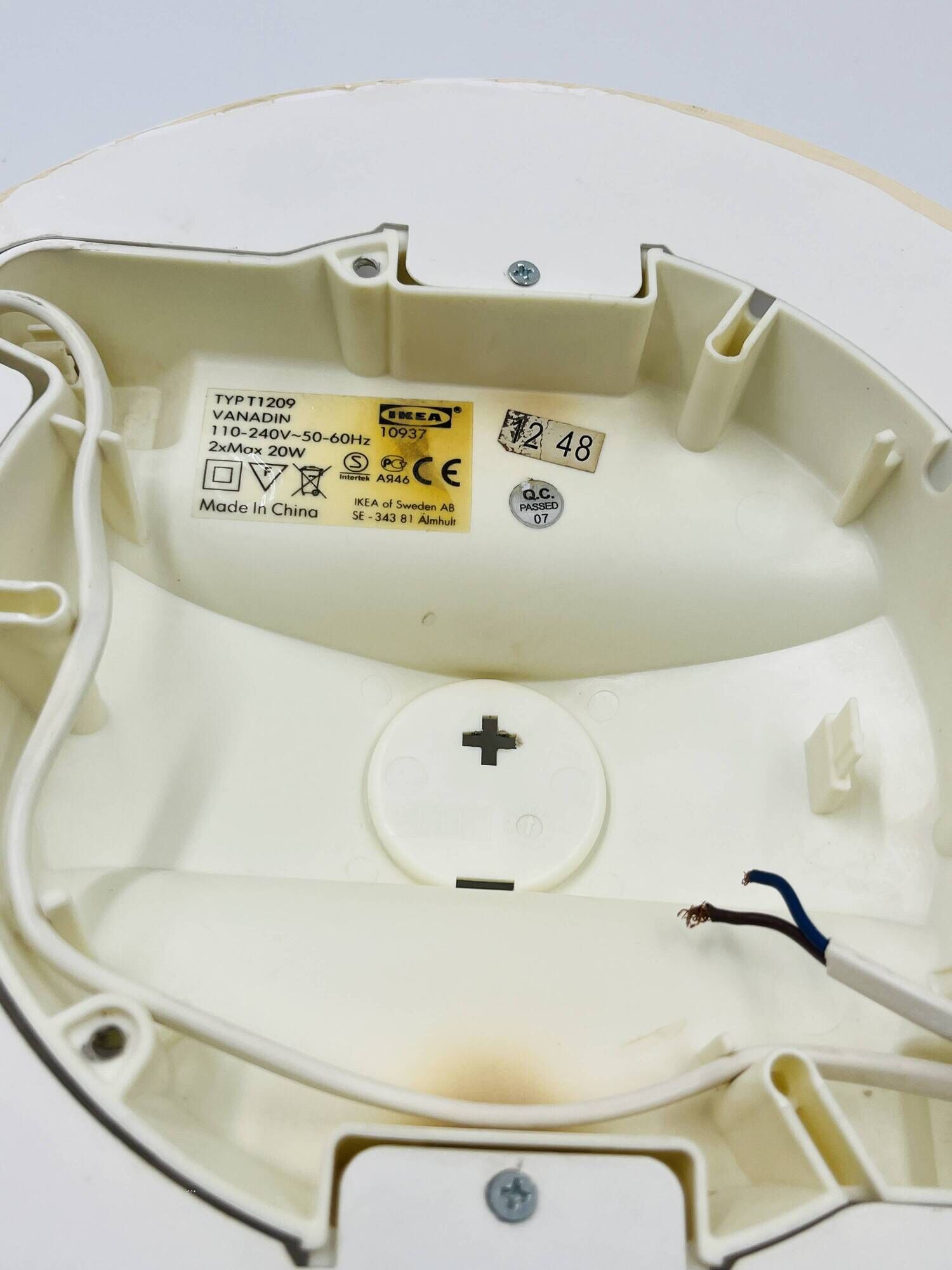 Vanadin ceiling light by Inma Bermúdez