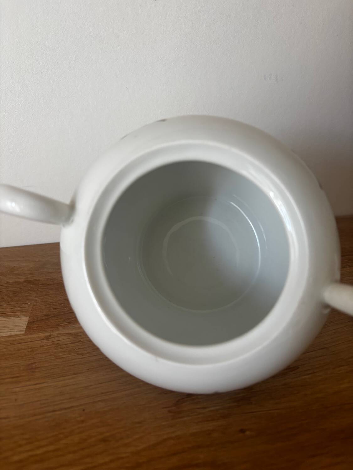 Beautiful vintage porcelain sugar bowl with a floral pattern.