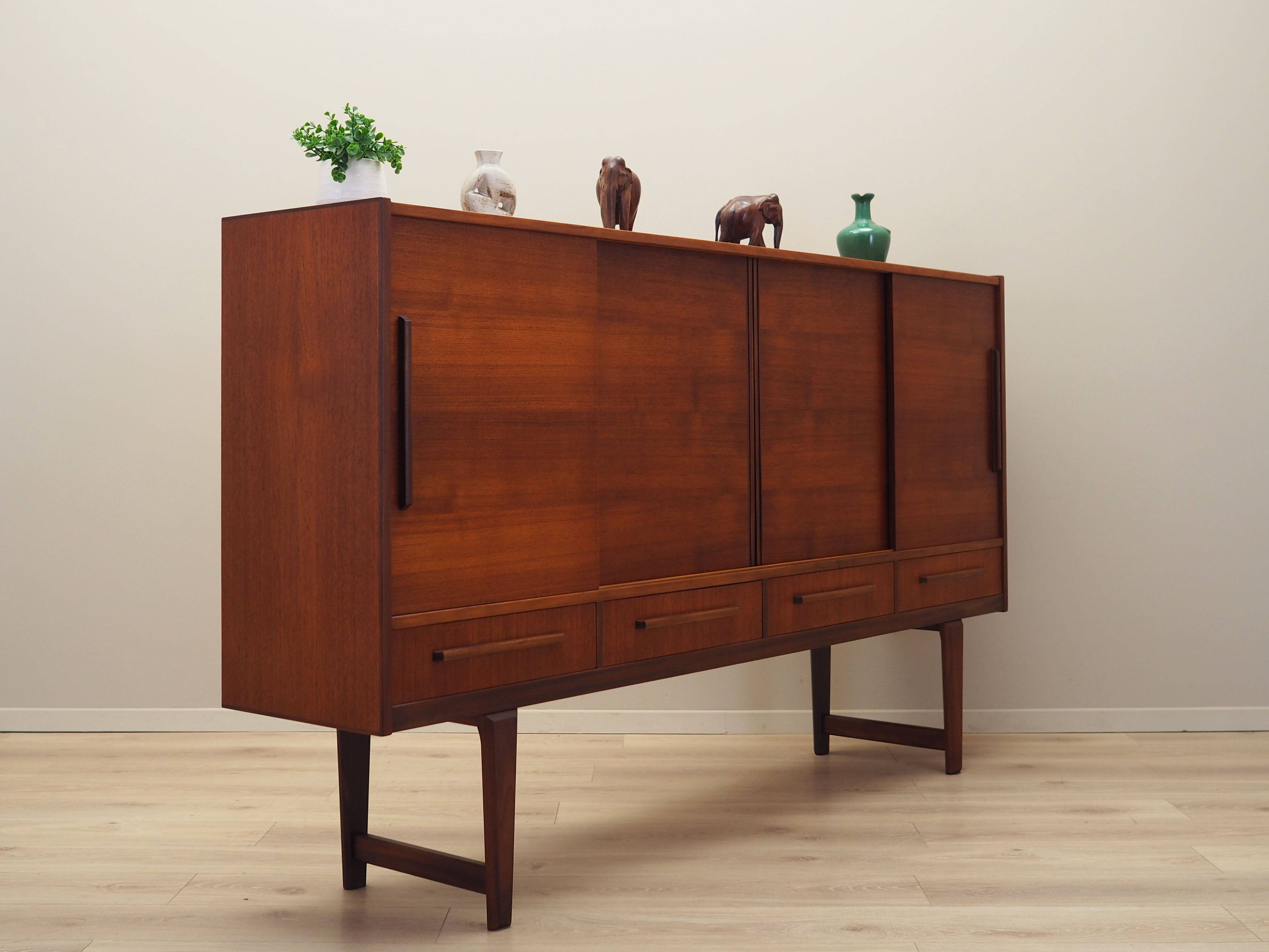 Buffet haut en teck, design danois, années 1960, fabricant : PMJ Viby J