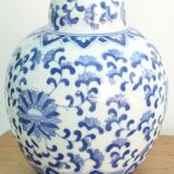 White Chinese porcelain lamp base, blue floral decoration