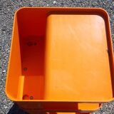 Modulable vintage furniture