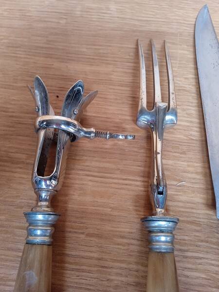Vintage horn handle leg of lamb service
