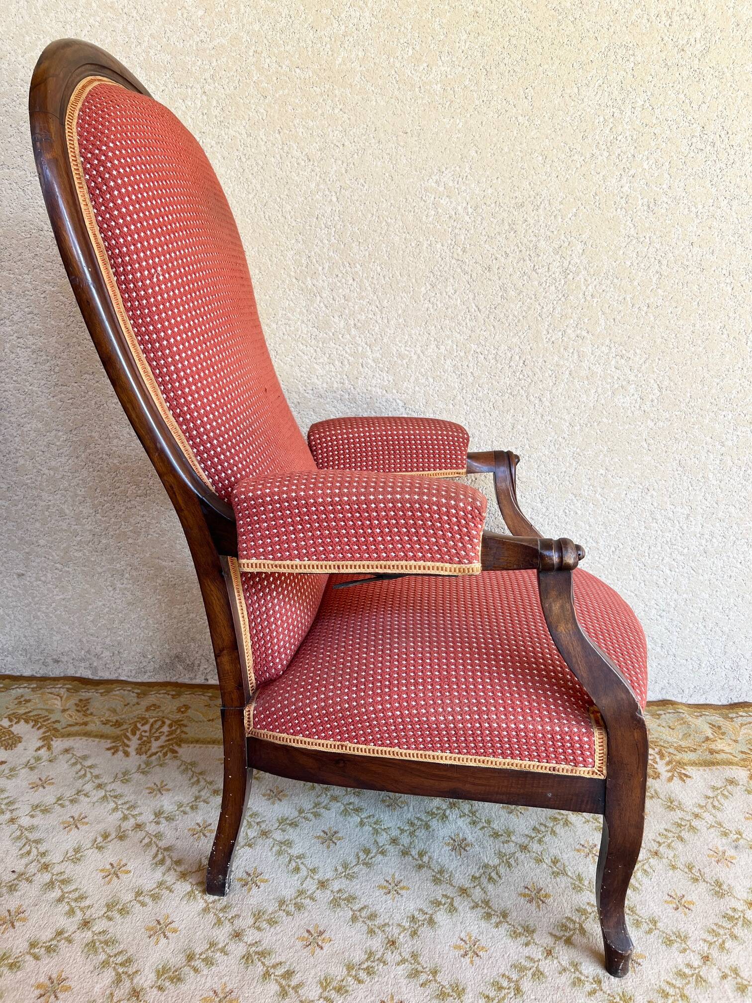 19th century Voltaire rack and pinion armchair in walnut
