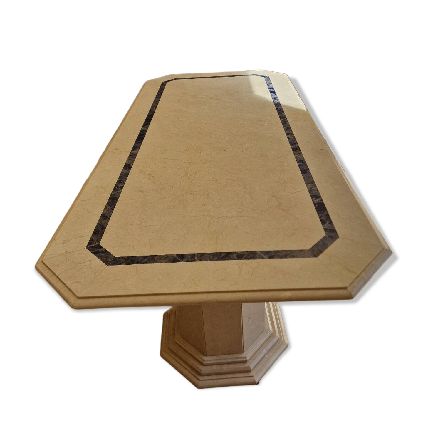 Marble dining table for 6 people.