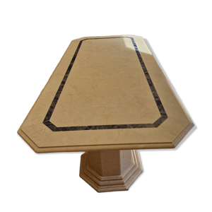 Table a manger en marbre