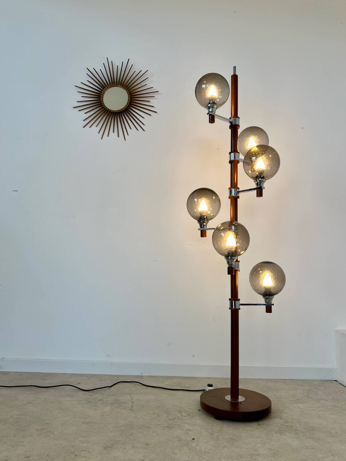 Old Scandinavian design wooden floor lamp from the 60s with 6 vintage lights