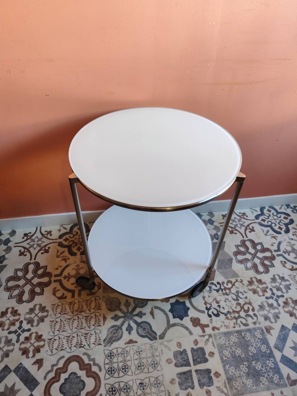 Vintage design dessert table