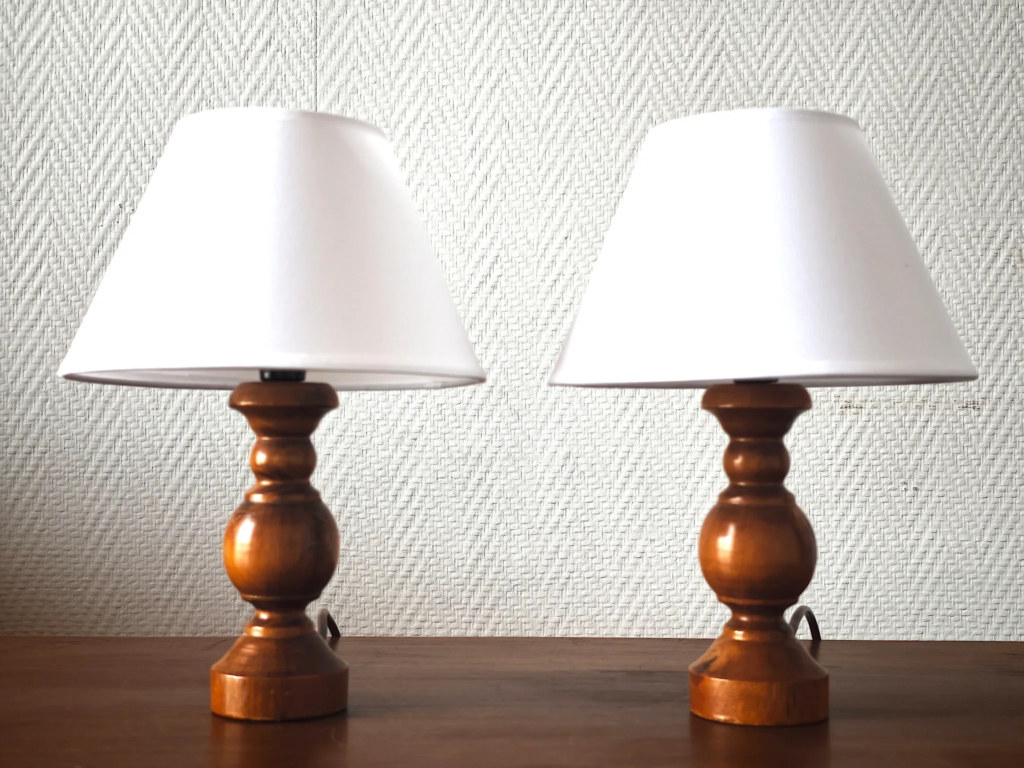 Pair of turned wooden bedside lamps