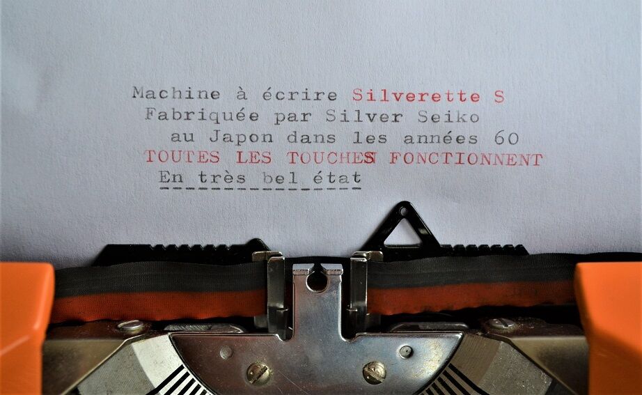 Machine à écrire Silverette orange vintage 60