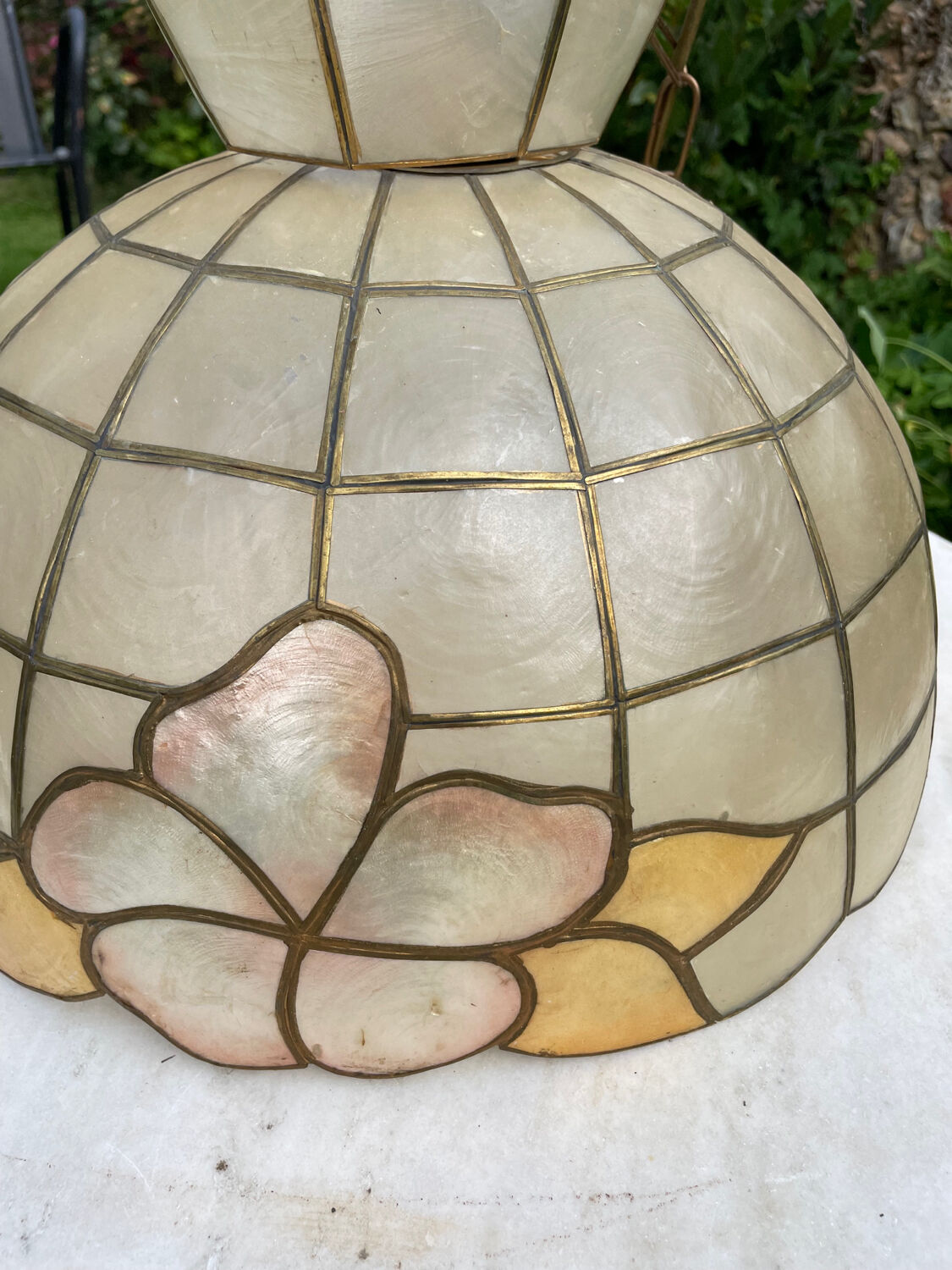Vintage mother-of-pearl and brass pendant light 1970