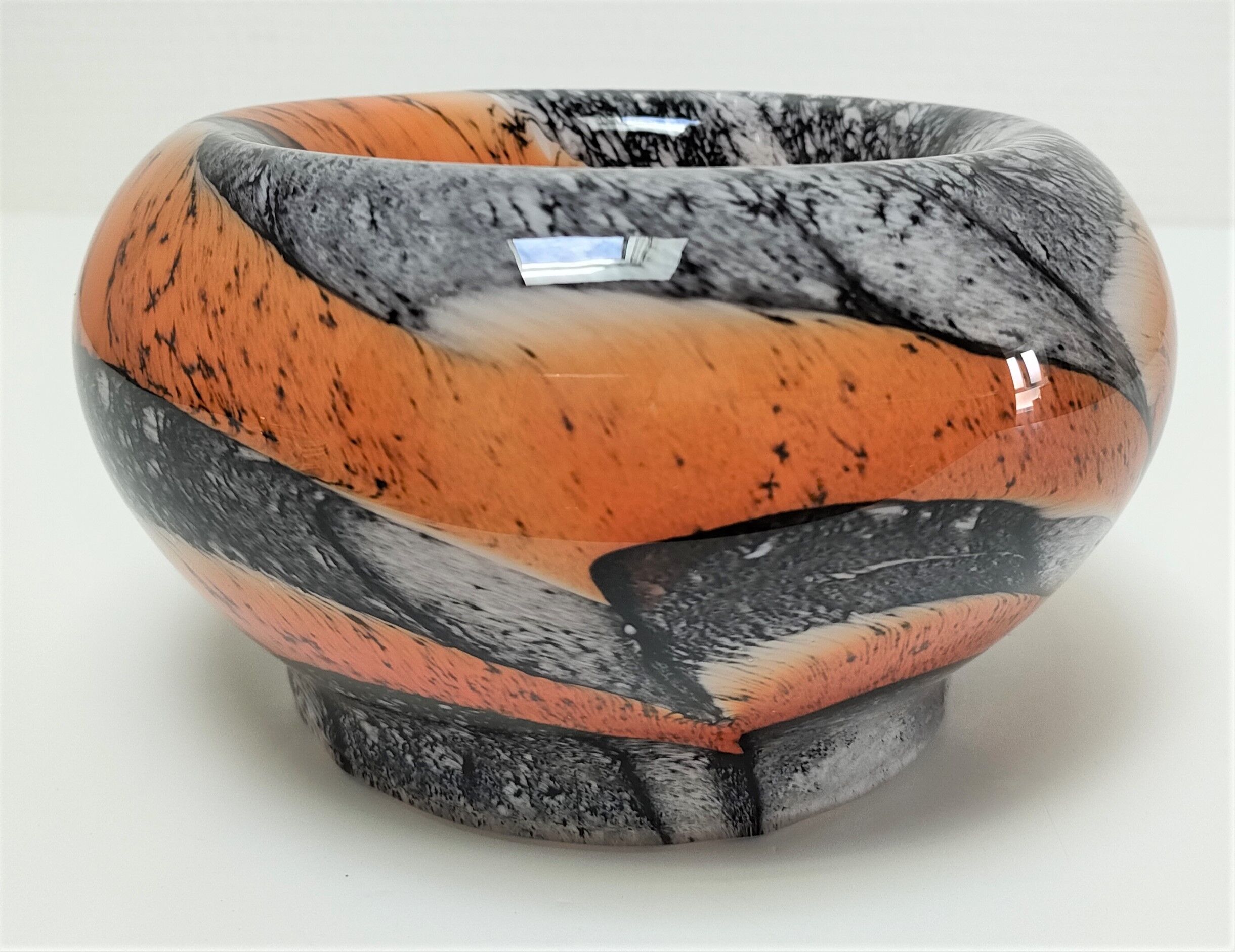 Empty pocket Carlo Moretti opaline glass orange and black design