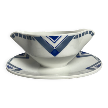 Art Deco, sauce boat with geometric motifs, Orchies around 1930.