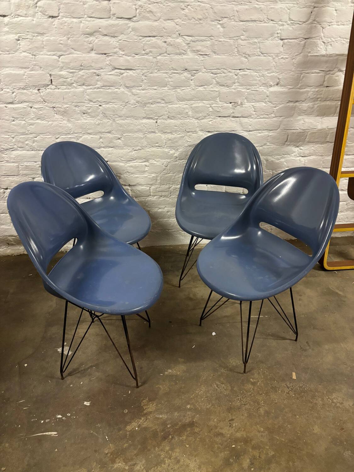 Miroslav Navratil chairs