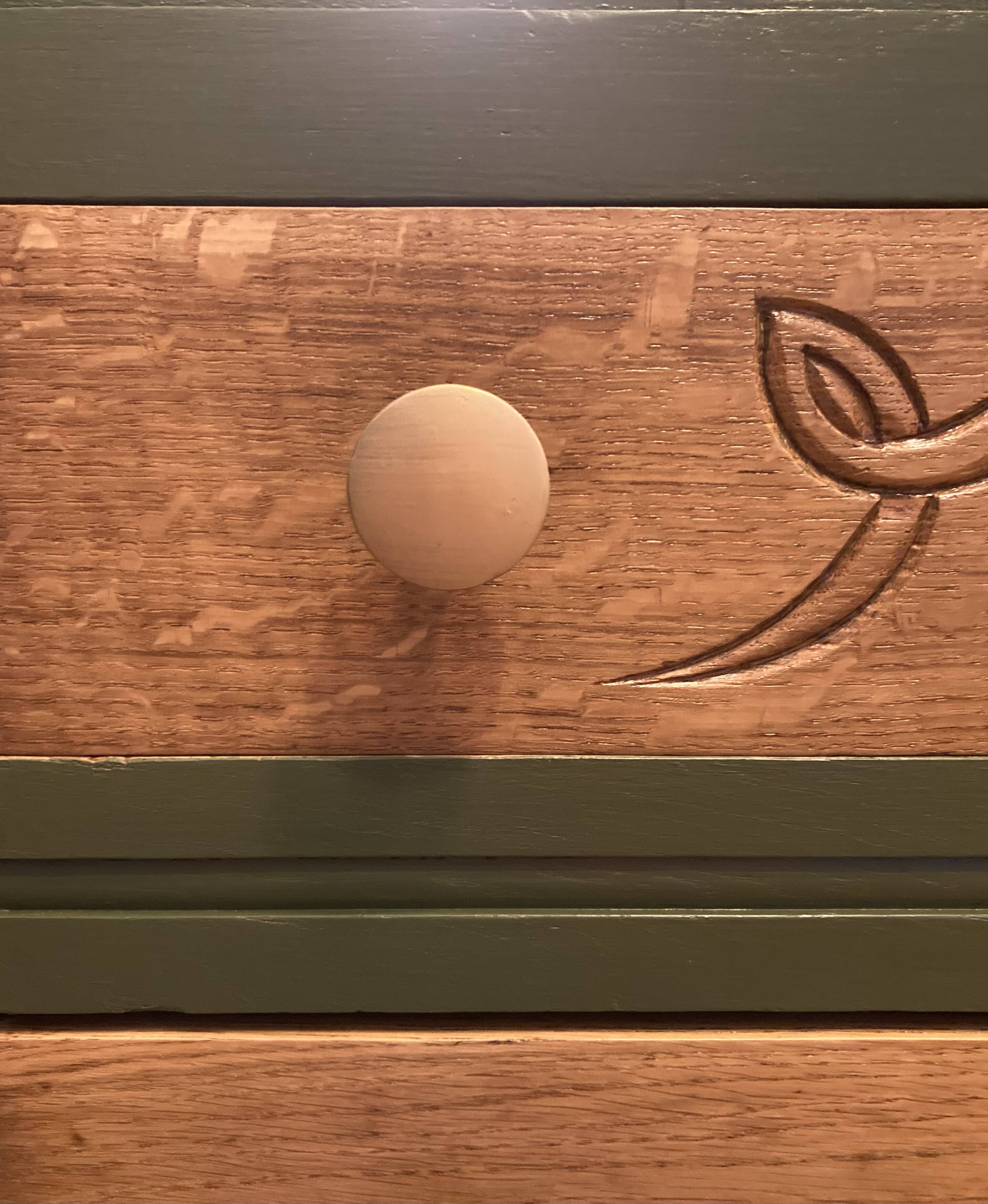 Art Deco chest of drawers