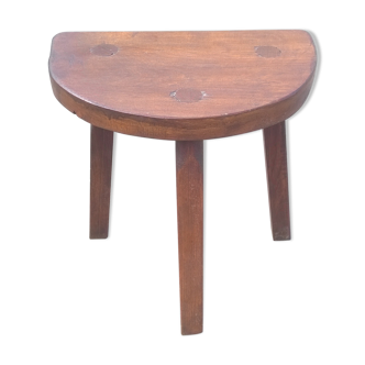 Tabouret de ferme tripode