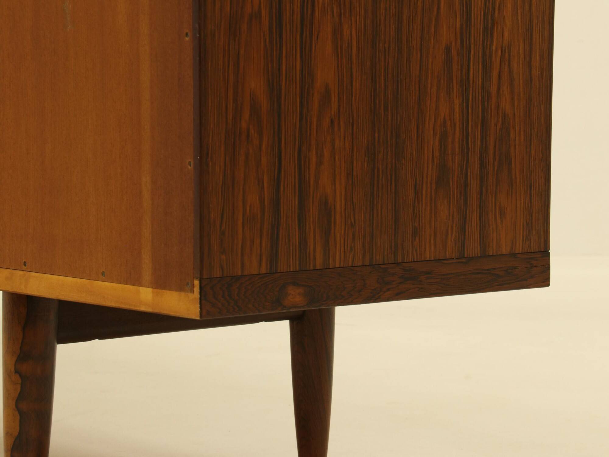 Buffet en palissandre modèle 20 de Niels Otto Møller