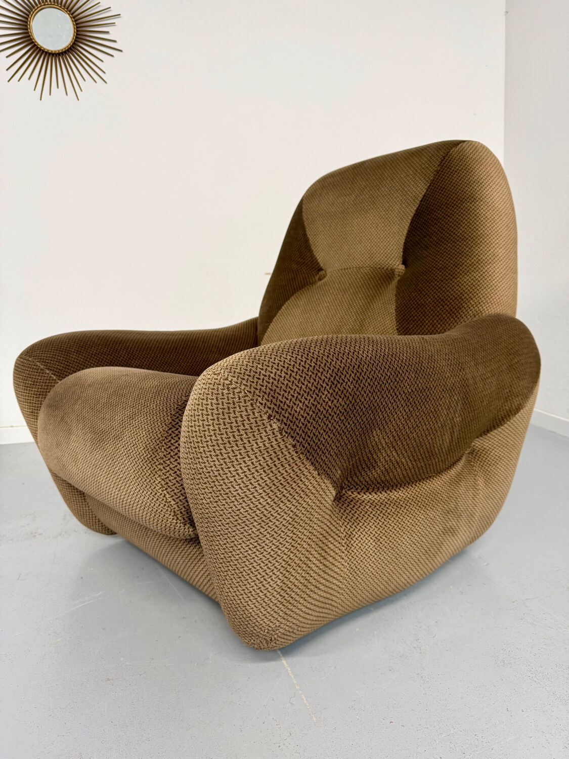 Lot of 2 cosy fabric armchairs, French design, vintage 1970s.