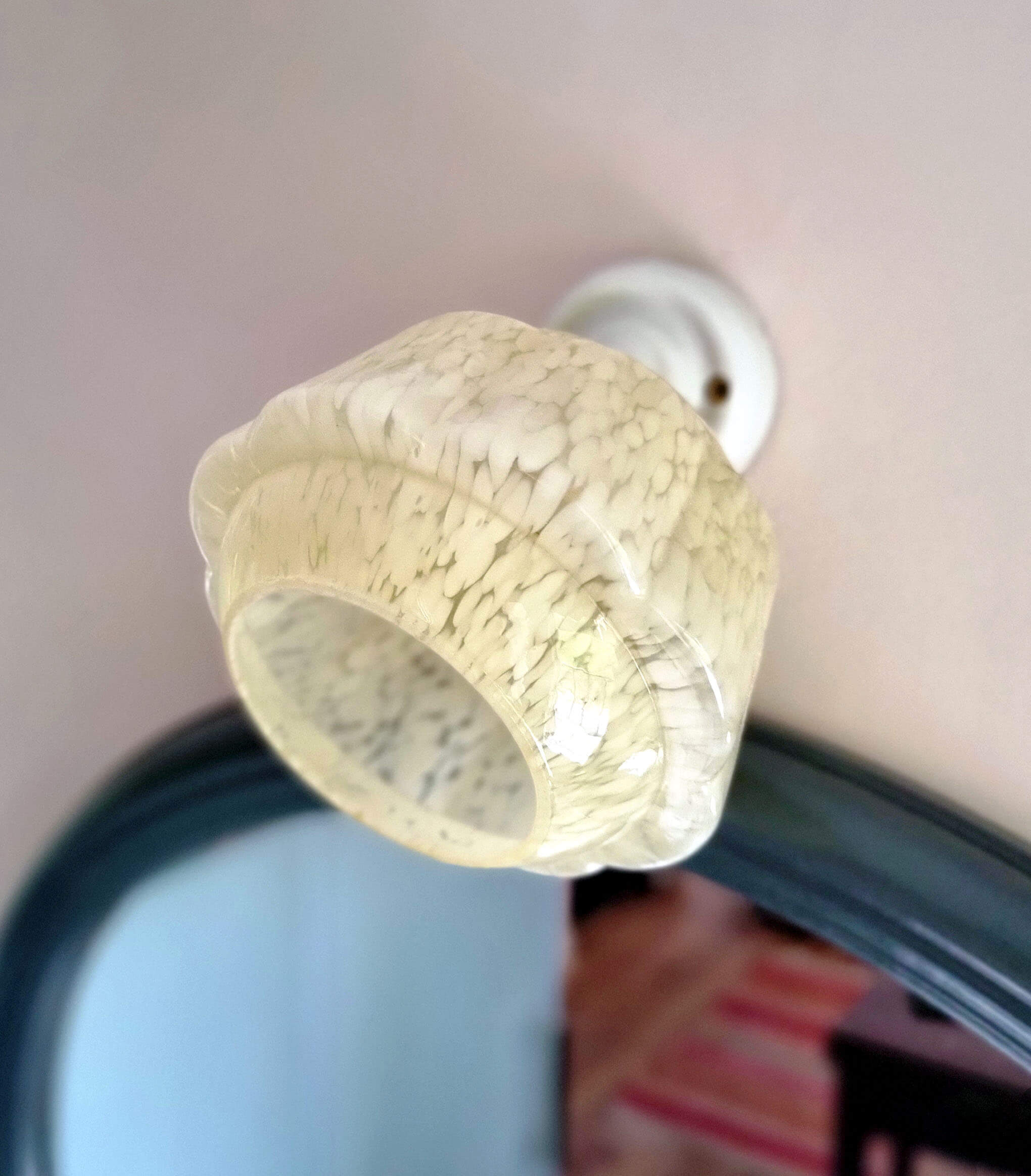 Clichy glass wall lamp