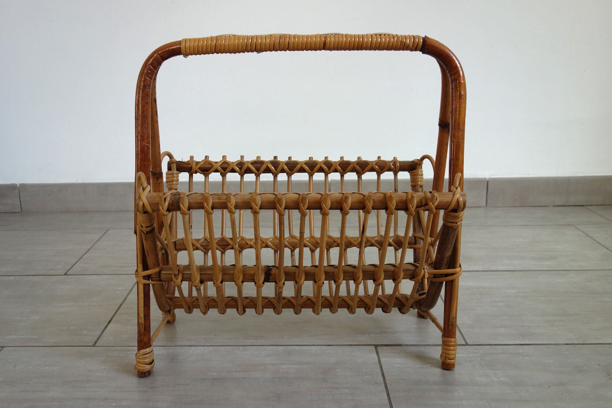 Rattan magazine holder bamboo 70s
