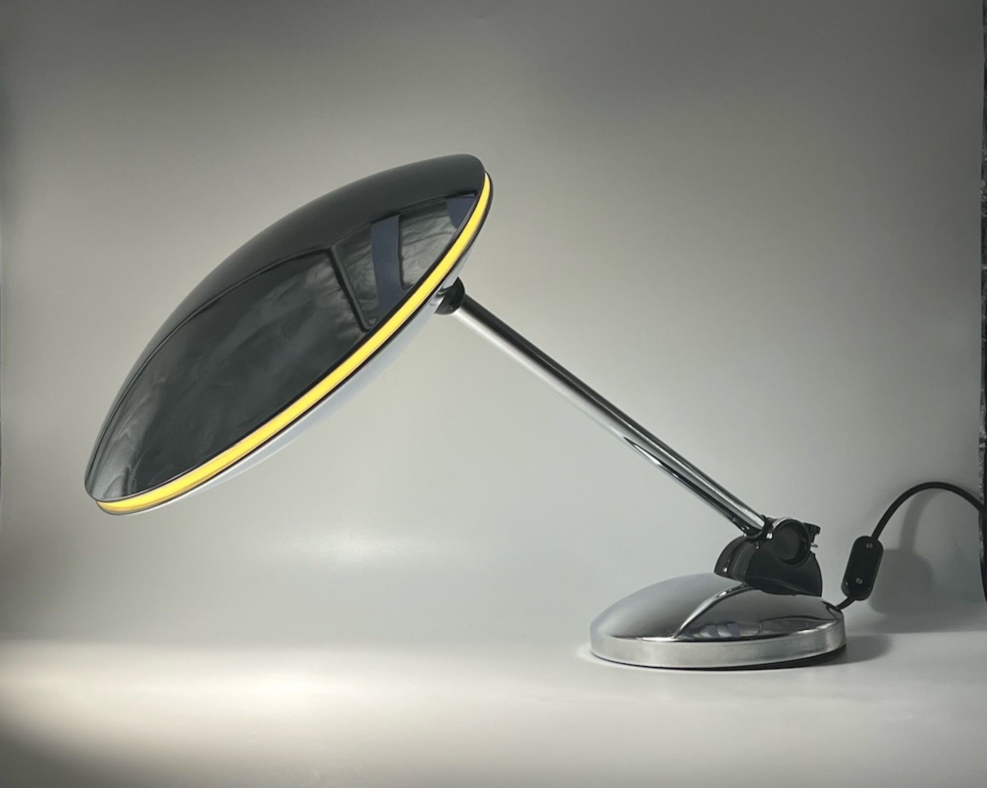 Lampe chromée space age aluminor france, années 60