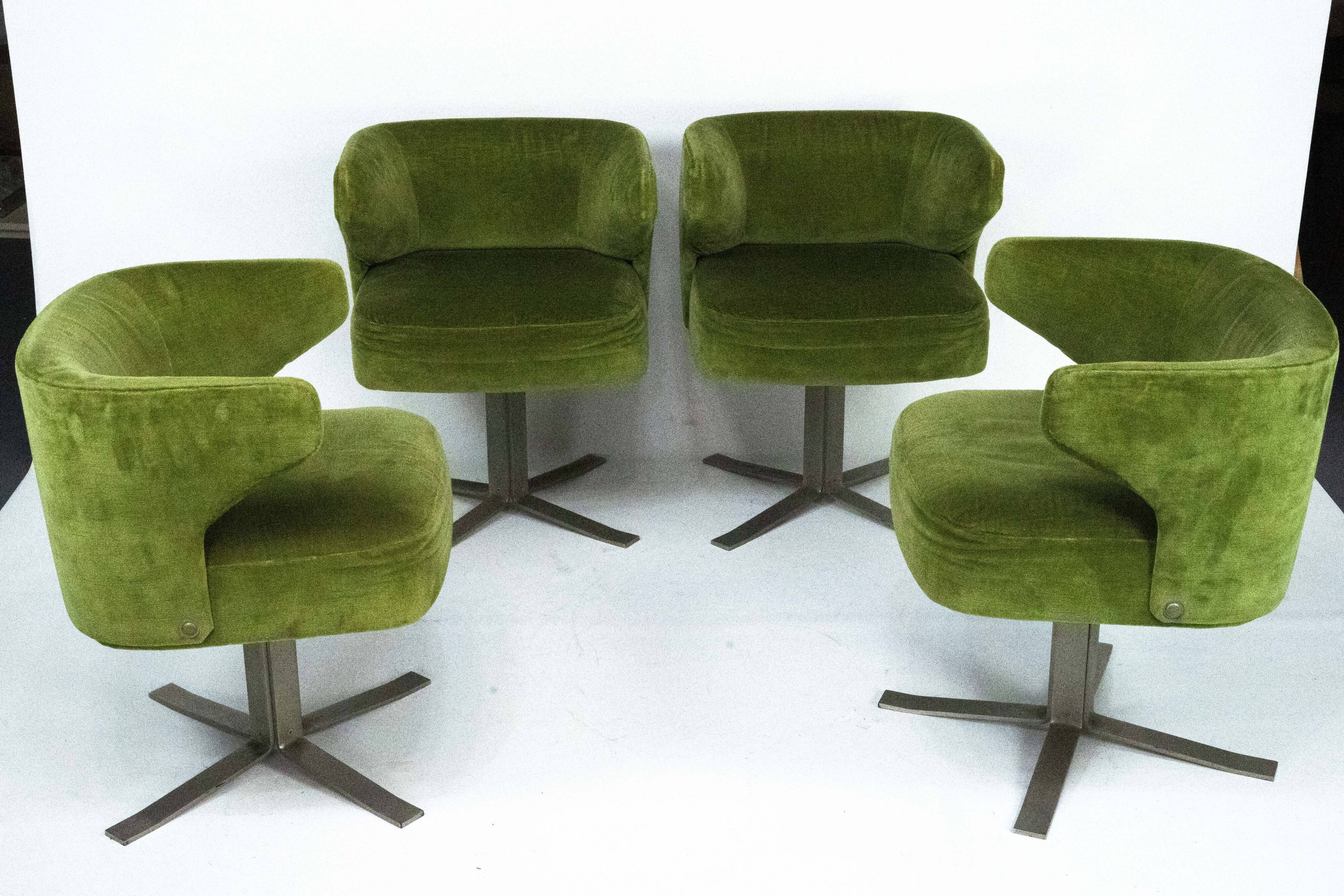 Set of four green Gianni Moscatelli Swivel Poney Chairs for Formanova, 70s