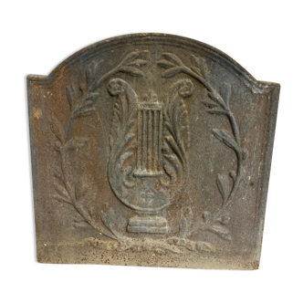 Cast iron fireplace plate