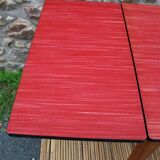 Extendable wooden and formica table