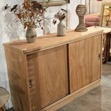 Meuble de métier à portes coulissantes