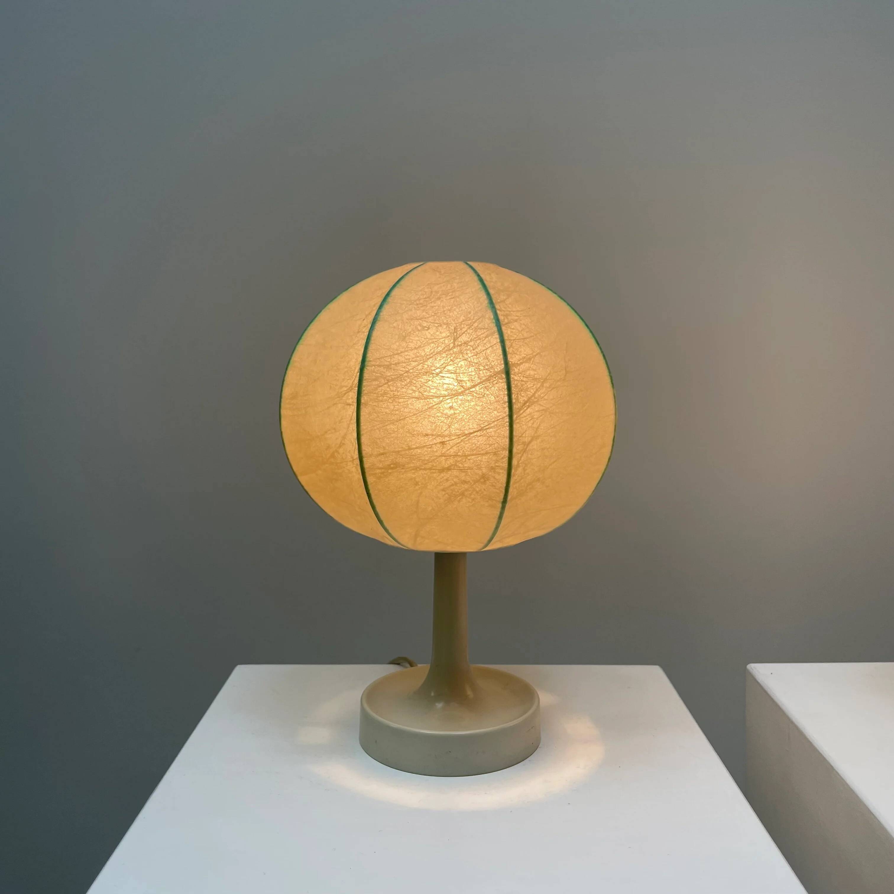 Paire de lampes de table cocoon par Goldkant Leuchten 1960