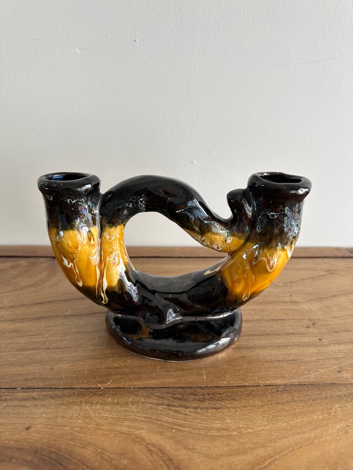 Double ceramic candle holder