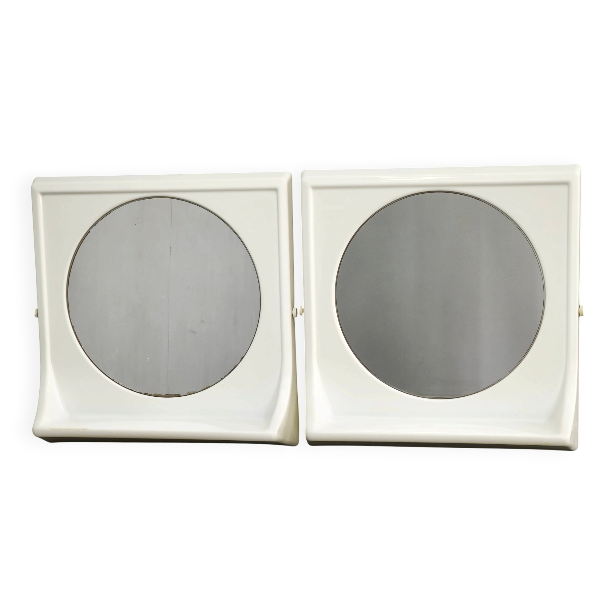 Pair of Italian Space Age Terry Plastic Mirrors, 1970s