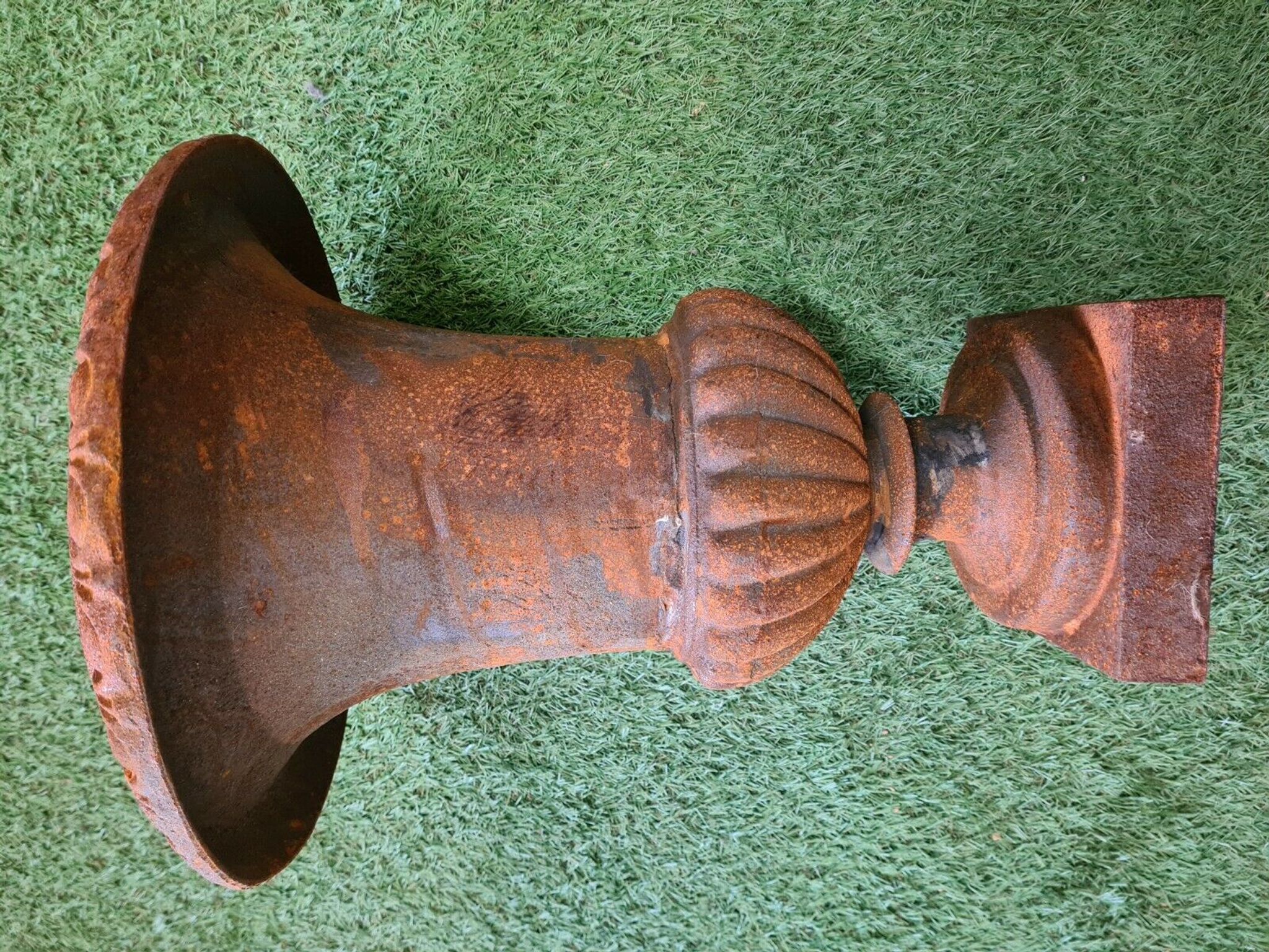 vase médicis en fonte