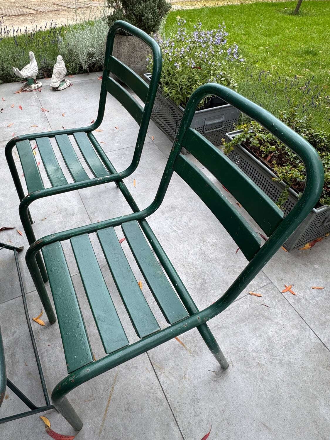 Metal garden furniture