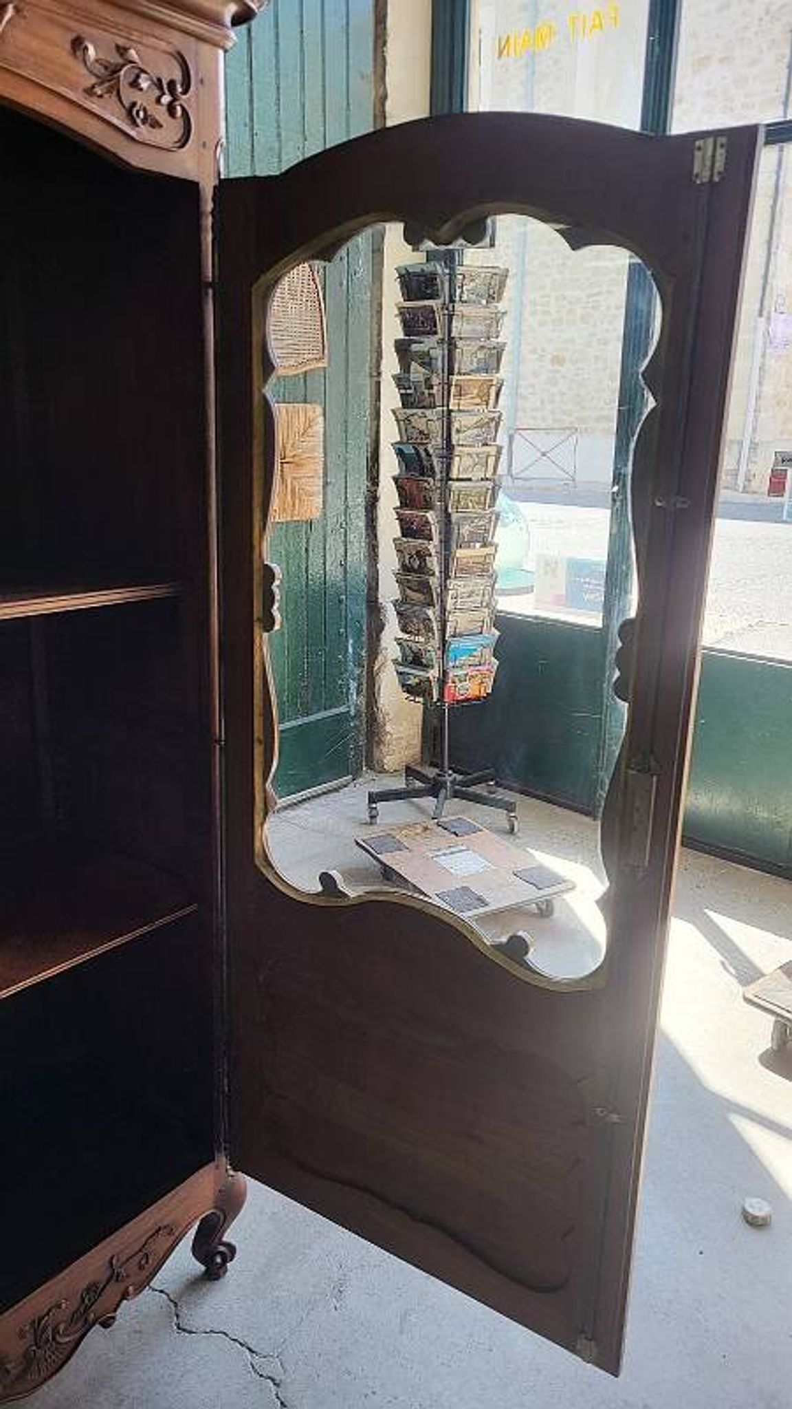 Vitrine style louis xv 1 porte en merisier