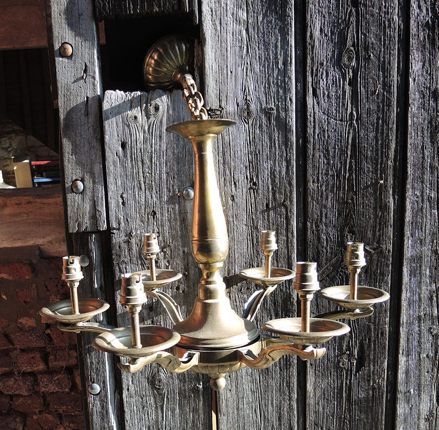 Old chandelier 6-arms in brass or bronze