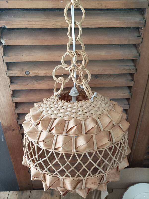 Suspension lampshade wicker ball lighting