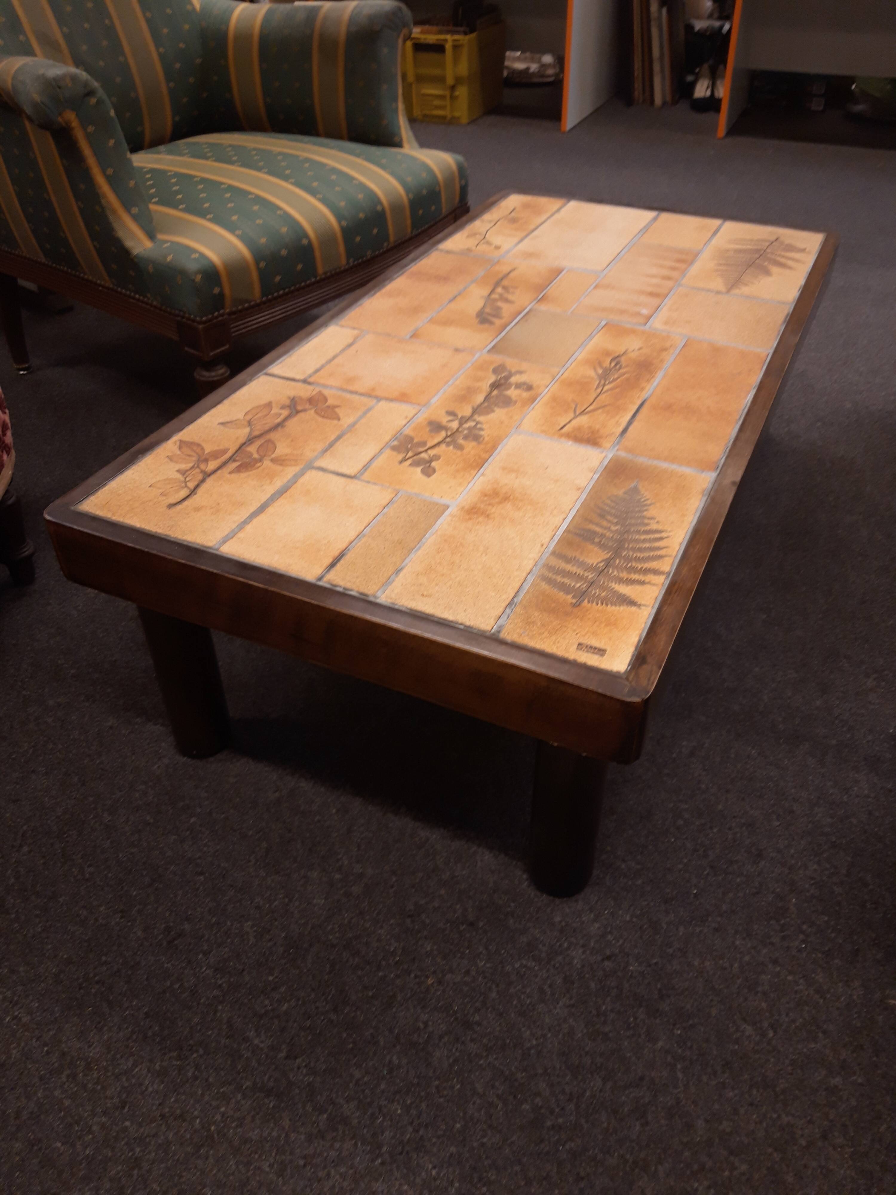 Coffee table Raymonde Leduc Model "Herbarium"