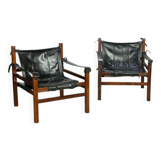 Paire de fauteuils safari en cuir style Arne Norell