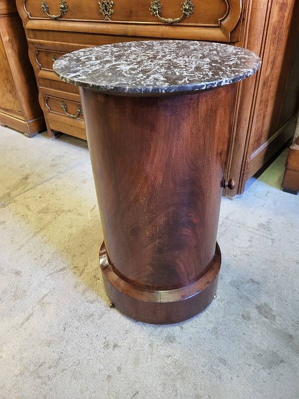 Empire mahogany night table called somno n° 2