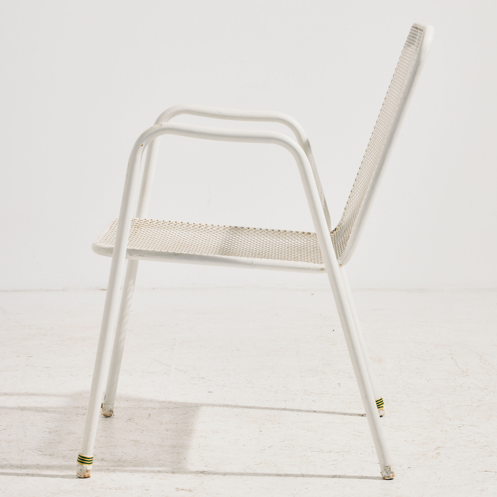 Stackable garden chair